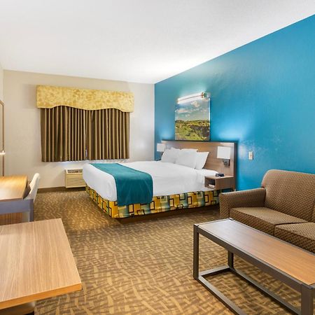 Everspring Suites Bismarck Esterno foto
