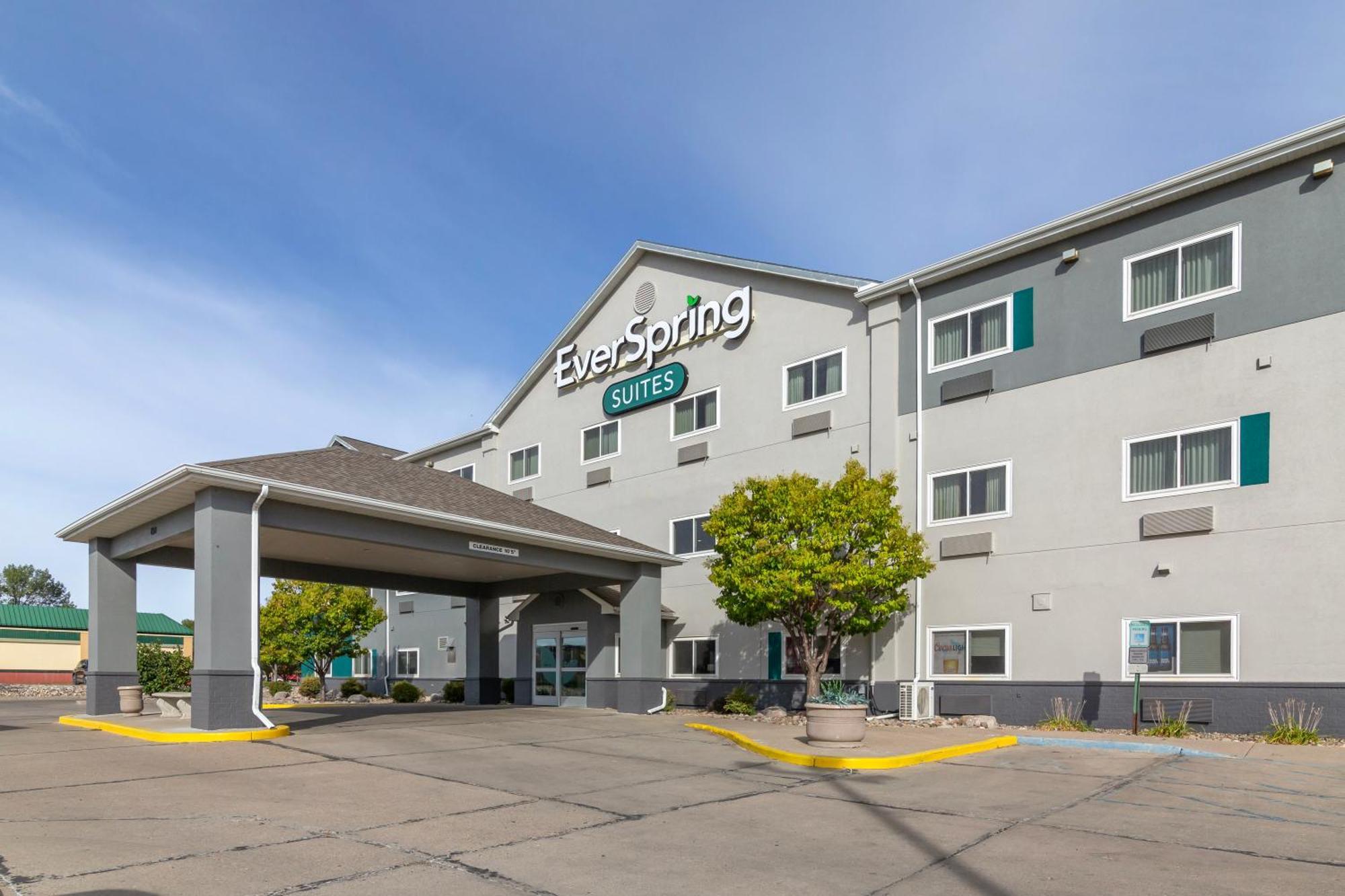 Everspring Suites Bismarck Esterno foto