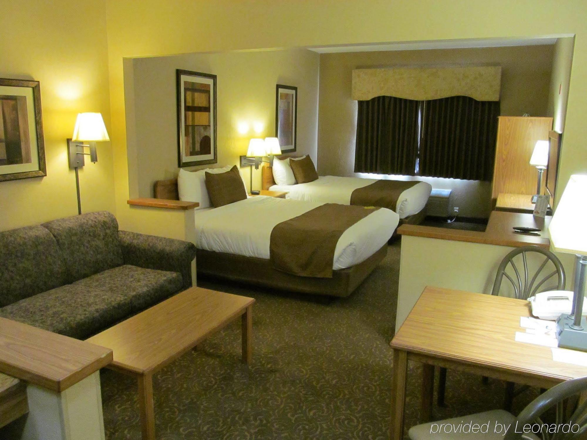 Everspring Suites Bismarck Esterno foto