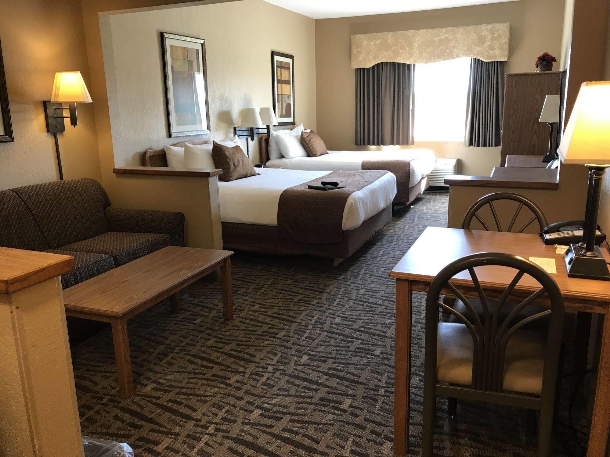 Everspring Suites Bismarck Esterno foto