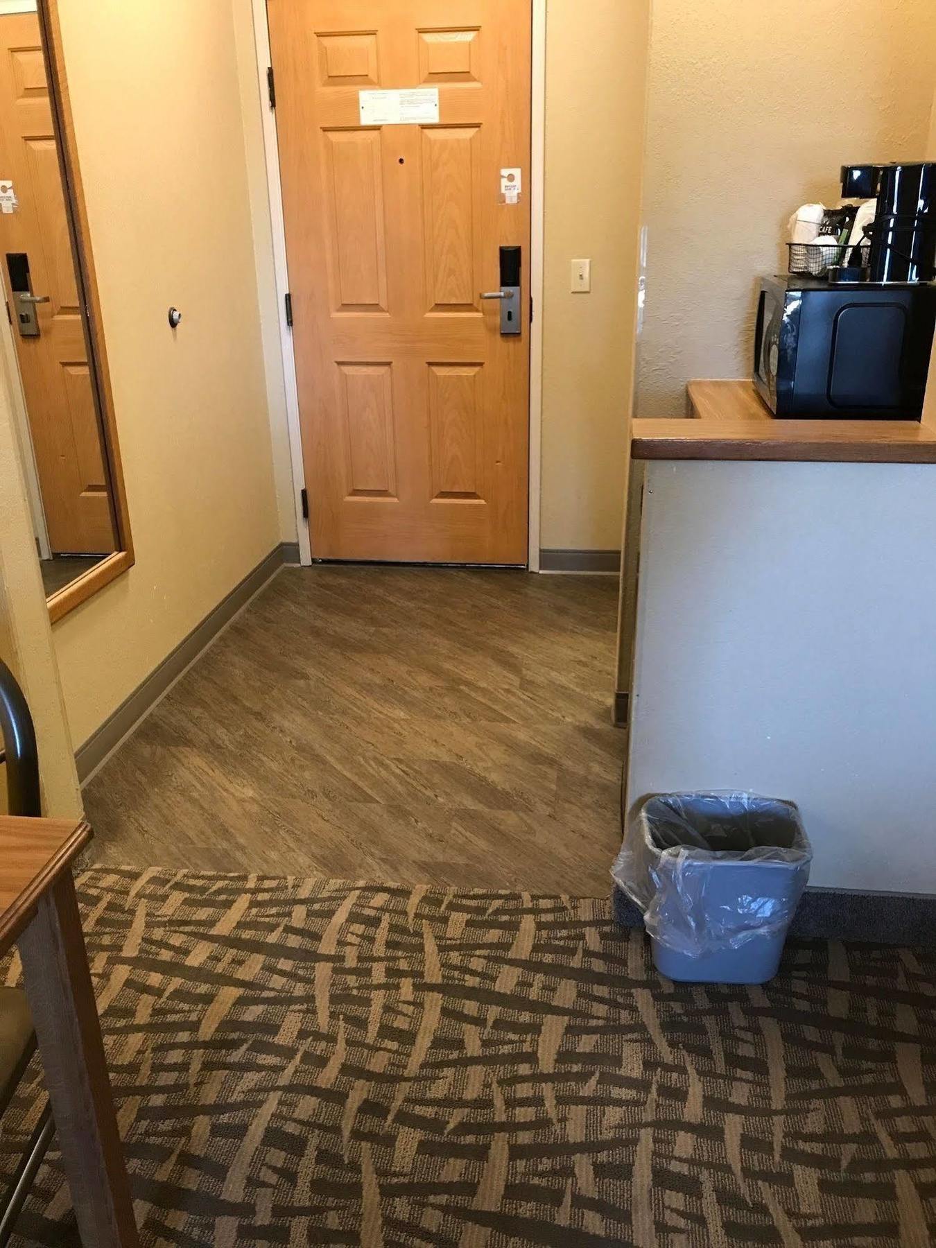 Everspring Suites Bismarck Esterno foto
